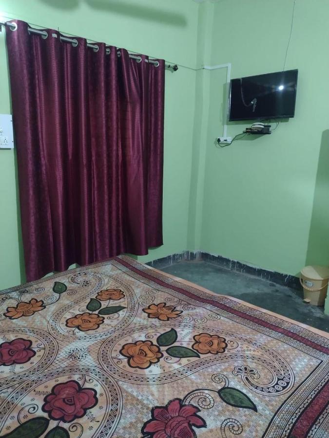 Oyo 83936 Chaudhary Guest House Bulandshahr Exterior foto