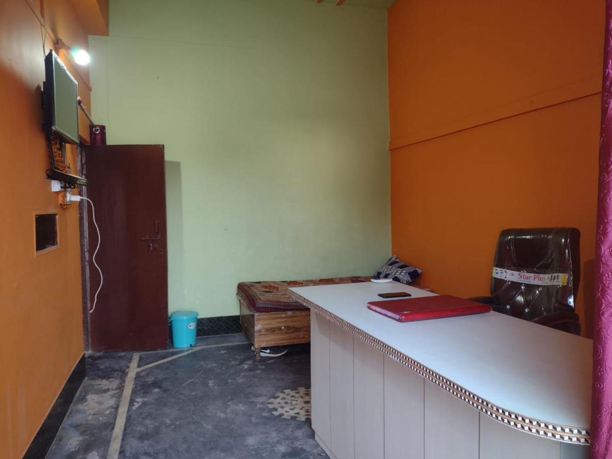 Oyo 83936 Chaudhary Guest House Bulandshahr Exterior foto
